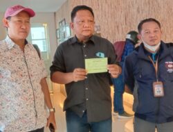 Ada Apa?, Komunitas IWB Layangkan Surat Cinta untuk Bupati Ipuk