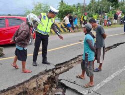 Jembatan Utama Sidrap Rusak Akibat Banjir, Pengalihan Arus Lalin Dilakukan Sat Lantas Polres