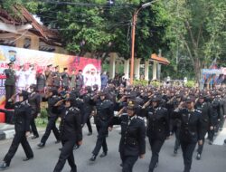 Upacara Hari Bhayangkara Ke-78 di Alun-alun Dimeriahkan Pocil dan Defile Pasukan