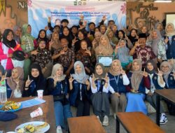 Mahasiswa KKN 51 UINSA Manfaatkan Aset yang ada di Desa Gejugjati, Berinovasi Membuat Olahan Susu Sapi dan Daun Kelor