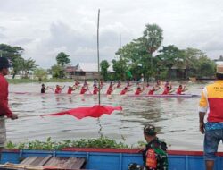 Lomba Perahu Dayung Digelar dengan Semarak Ditengah Banjir di Kelurahan Wette’e