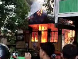 Kebakaran Rumah Panggung di Sidrap, Seorang Prempuan Ditemukan Tewas