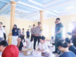 Pastikan Berjalan Lancar, Kapolres Sidrap dan Dandim Awasi Ketat Penyortiran Surat Suara di Gudang Logistik KPU