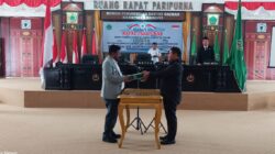 Pj Bupati Konawe Stanley, S.E., S.SiT., M.M., Serahkan Raperda APBD Konawe TA 2025 ke DPRD Kabupaten Konawe