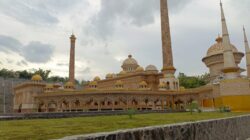 Pedagang Semrawut, Sampah Berserakan: Potret Buram Masjid An-Nahdla Bojonegoro