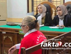 Hakim Bingung, Keterangan Terdakwa Dugaan Dosen Bunuh Suami Berbelit – belit