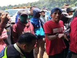 Viral, Preman Ditantang Duel, Ratusan Massa Aksi Solidaritas Tanah Ahliwaris Abdurrabbie Geruduk MBB1