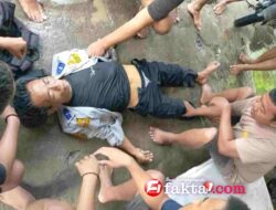 Pegawai Dishub Terseret Banjir, Sepeda Motor Terbawa Arus