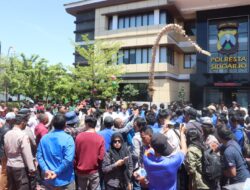 Tiga Kali Aksi Mahasiswa di Mapolresta Sidoarjo Berlangsung Damai dan Kondusif