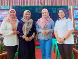 Kunjungi Arena Expo Inovasi Desa 2025, Ketua Bhayangkari Konawe Tertarik Pada Karya Seni Anoa dan Jonga Desa Puuloro