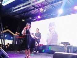 Spesial, Konser Andi Syaqirah Warnai Peringatan Hari Guru di Sidrap