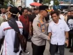 Kombes Calvijn bersama Polwan Polda Sumut Humanis Pengamanan Unras di Kantor Gubsu