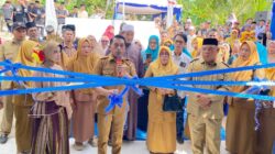 Bupati Sidrap Resmikan Kantor Desa Talawe dan Salurkan BLT Secara Simbolis