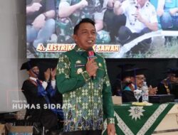 Bupati Sidrap Hadiri Wisuda VII UMS Rappang, Lepas 553 Alumni