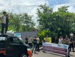 RKAB Dipertanyakan, Aksi IPMKU Jakarta Berakhir Ricuh di Kantor PT KES