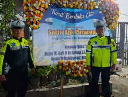 Wujud Sinergitas dan Pelayanan Humanis,Polsek Krian Laksanakan Pengamanan Pemakaman Anggota TNI