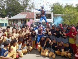 Superhero Turun ke Sekolah Bagikan MBG, Senyum Pelajar Panca Lautang Mengembang Bersama Aroma Makan Gratis
