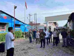 Dinilai Mempersulit, Warga Minta Walikota Rico Waas Copot Lurah Besar