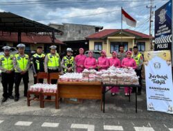Satlantas Polres Konawe dan Bhayangkari Berbagi Takjil, Polantas Menyapa Hadirkan Kepedulian di Bulan Ramadan