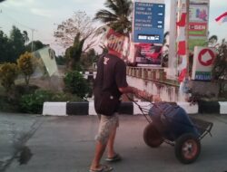 Ditengah Kelangkaan BBM Subsidi di Sidrap, SPBU Diduga tetap Layani Pembeli BBM dengan Jerigen Plastik