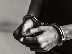 Drama Pembebasan “Tepi Jalan” Perbatasan Pinrang–Rappang : Apakah ini Operasi Resmi atau Perampokan Berseragam?