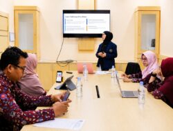 Peduli Tumbuh Kembang Anak, Mahasiswi UMS Rappang Presentasikan Inovasi Literasi Bahasa