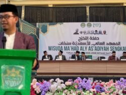 Jangan Biarkan Anregurutta Bekerja Sendiri,” Pesan Dr. Bunyamin di Wisuda Ma’had Aly As’adiyah