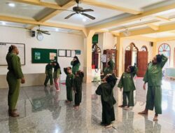 Pesilat ASAD Cilik Rungkut Kidul Gelar Latihan Bersama