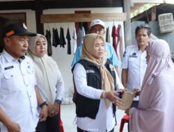 Wabup Nurkanaah Salurkan Santunan kepada Korban Kebakaran di Baranti