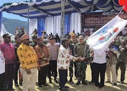 Bupati Tolikara Buka Festival Etnik Religi 2026, Tegaskan Budaya dan Iman Jadi Kekuatan Membangun Daerah