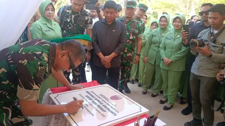 Sinergi TNI dan Pemkab Sidrap: Pangdam XIV/Hasanuddin Resmikan Rumah Prajurit, Sumur Bor, hingga Kantor Koramil Dua Pitue