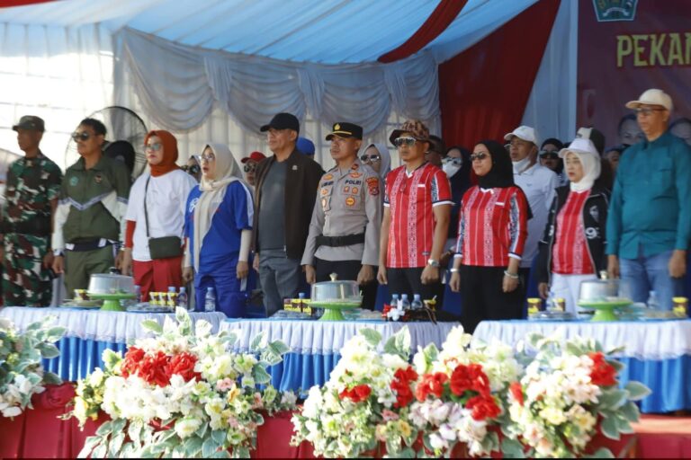 HUT RI ke-81 di Anggaberi, Bupati Yusran Akbar Dorong Generasi Muda Lestarikan Mombesara