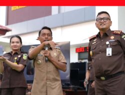 Wujud Penegakan Hukum Transparan, Bupati Syaharuddin Pimpin Pemusnahan Barang Bukti dan Penjualan Langsung di Kejari Sidrap