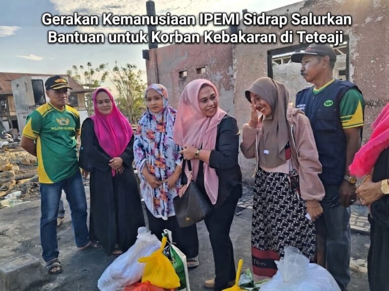 Gerakan Kemanusiaan IPEMI Sidrap Salurkan Bantuan untuk Korban Kebakaran di Teteaji