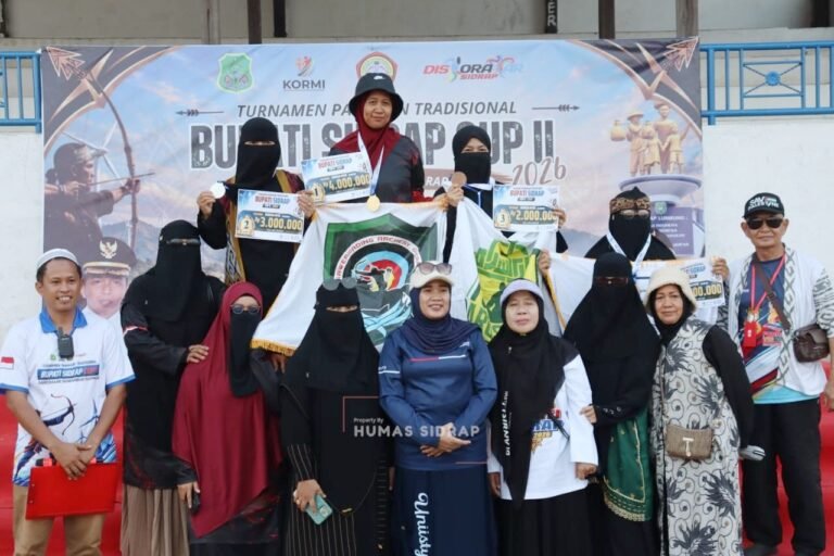 Lebih dari 200 Pemanah Putri Adu Ketepatan di Grand Final Bupati Cup II Sidrap, Wakil Bupati Tekankan Sportivitas