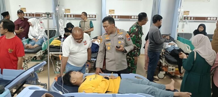 Program Makan Bergizi Gratis Tercoreng: Ratusan Santri Ponpes Manbaul Hikam Sidoarjo Diduga Keracunan Massal