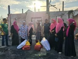 Sinergi Kemanusiaan IPEMI dan RAPI Sidrap Salurkan Bantuan untuk Korban Kebakaran di Teteaji