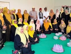 Meneladani Akhlak Rasulullah, Kelompok Arisan Massiddi Ati Sidrap Gelar Peringatan Maulid Penuh Kekeluargaan