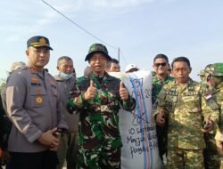 Datang ke Sidrap untuk Panen, Pangdivif Kostrad Malah Bilang: “Pindahkan Markas Saya ke Sini