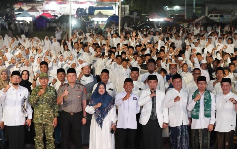 Semarak Hari Santri 2026, Kapolres Sidrap Bersama Ratusan Santri Ikuti Kemah Kerukunan